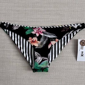 Hurley Flora Reversible Cheeky Bikini Bottom Womens M Black White Floral Stripe